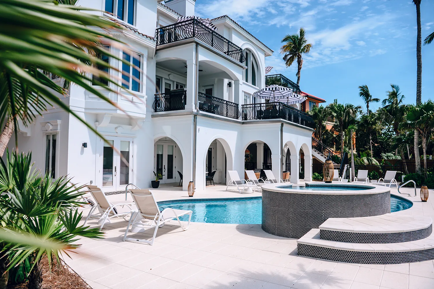 Drip Castle: Sea Palms Estate